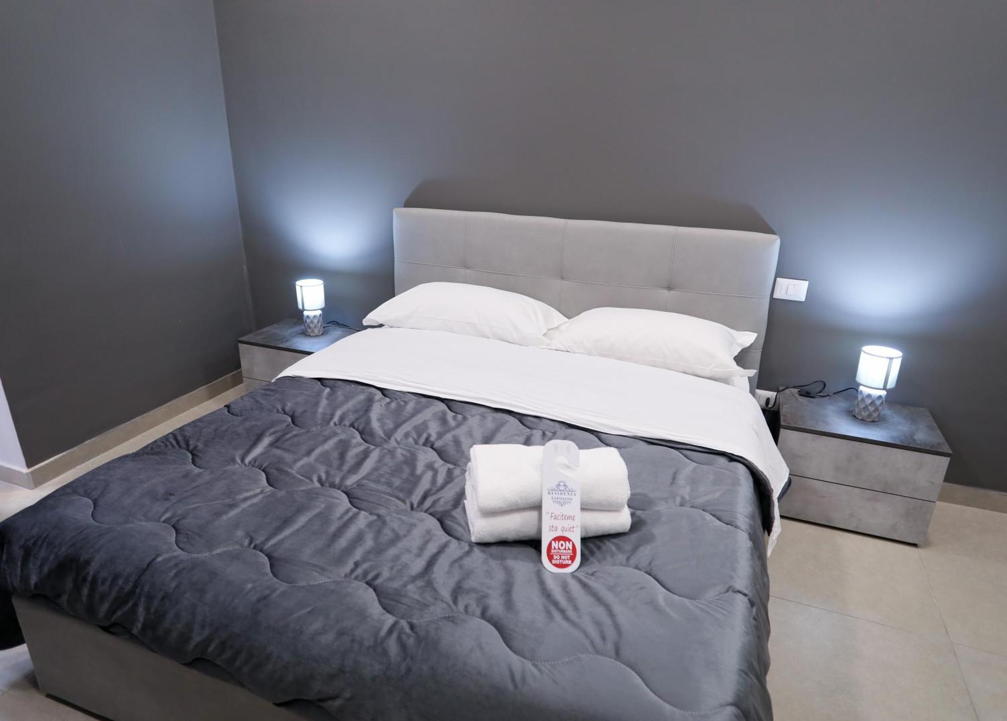 Residenza Esposito Economy Rooms Nápoly Szoba fotó